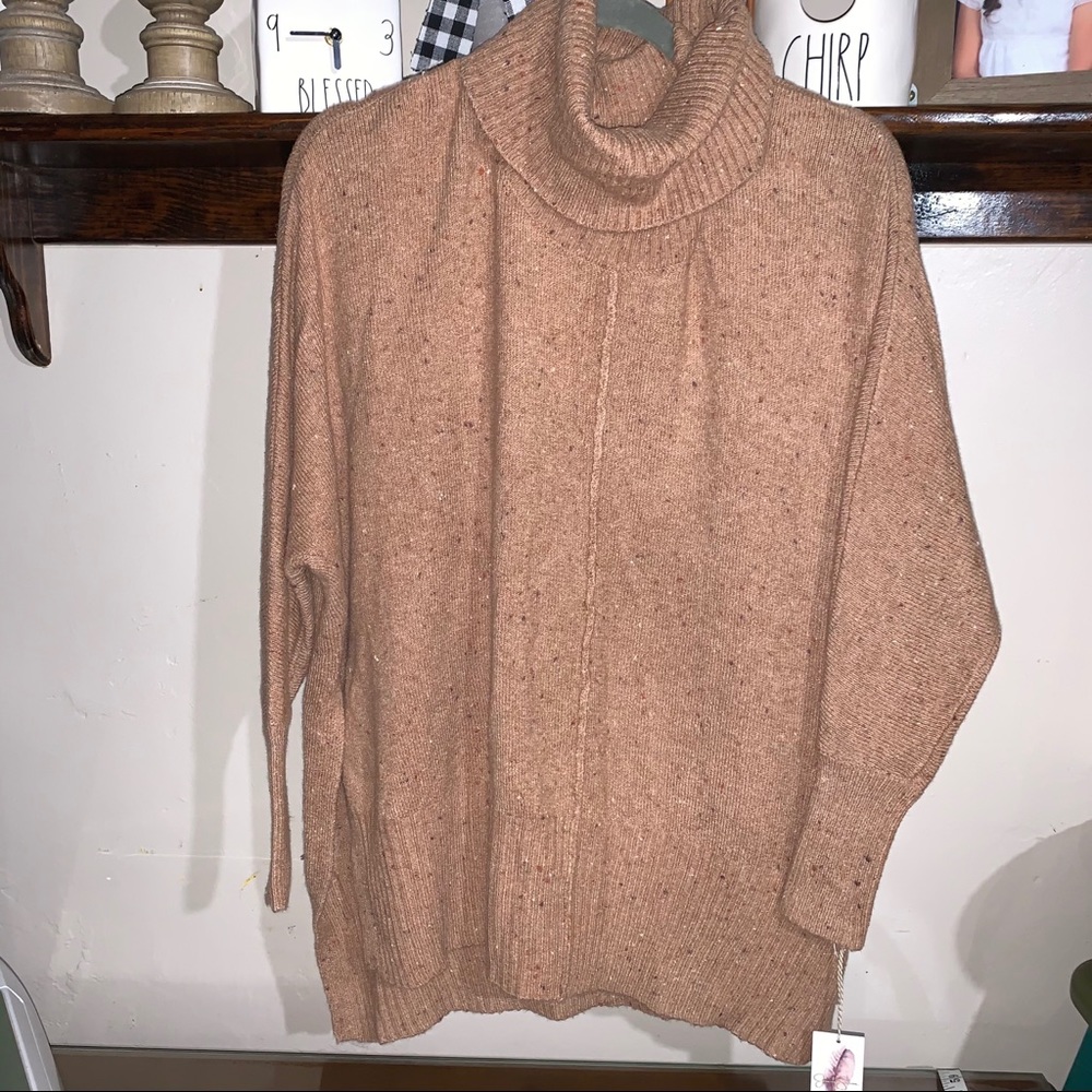 Jessica Simpson oversized hi-lo cowl neck - Picture 2 of 13